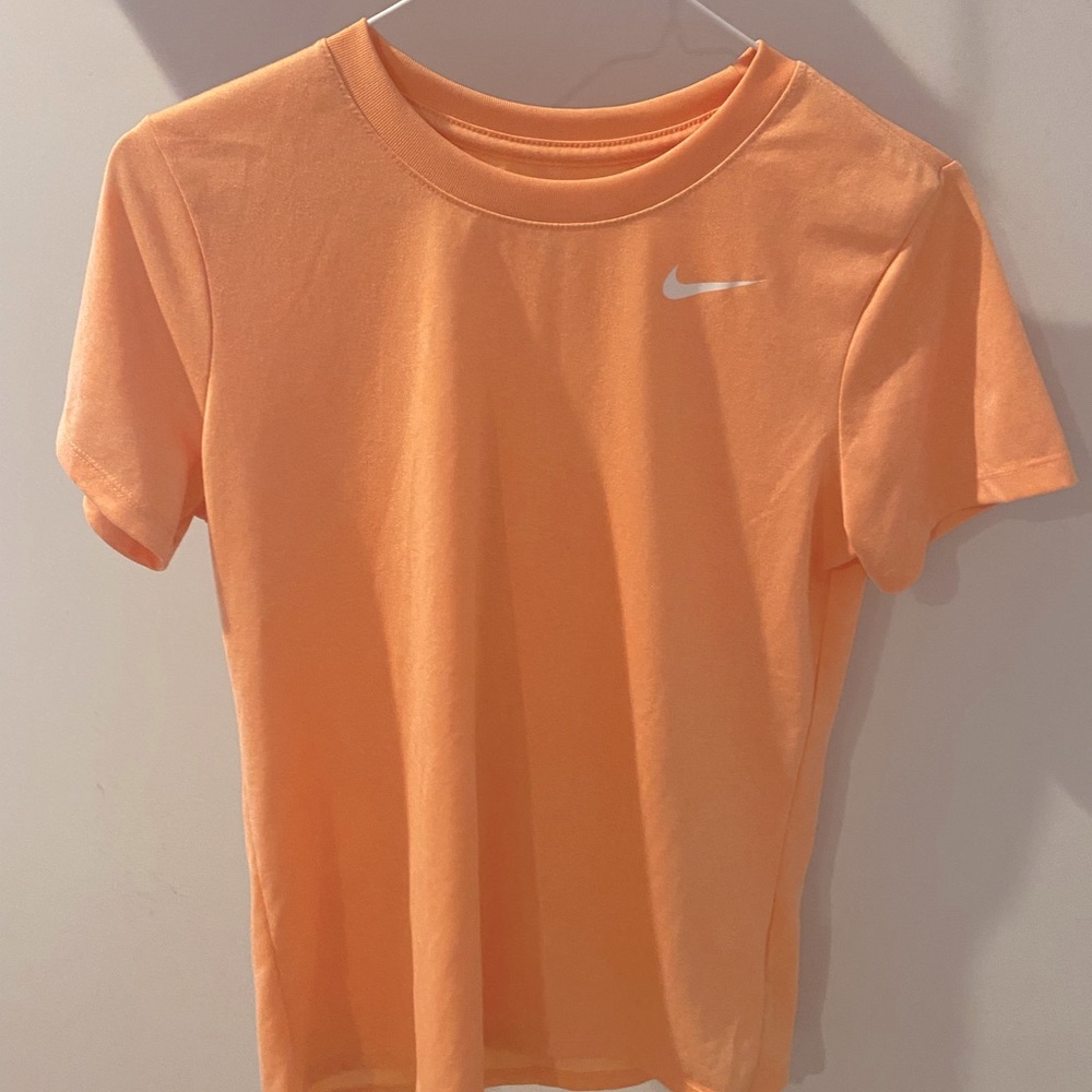 Nike dry fit tee